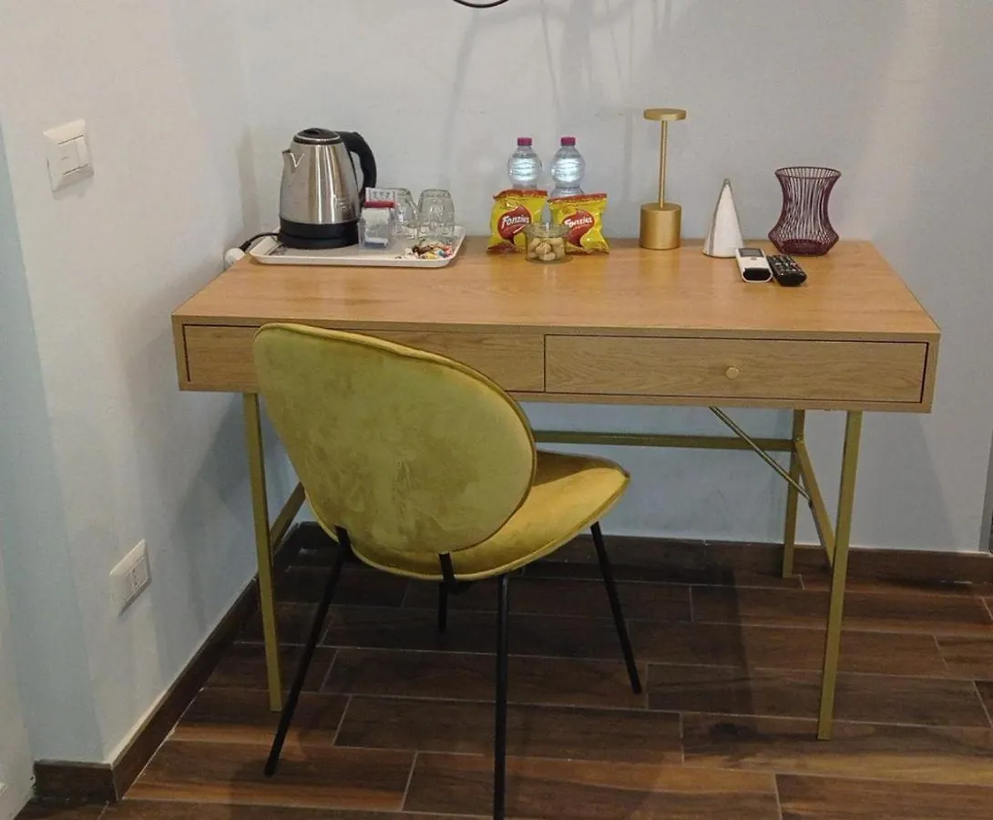 Hotiday Room Collection - Napoli Botanique 0*, Naples