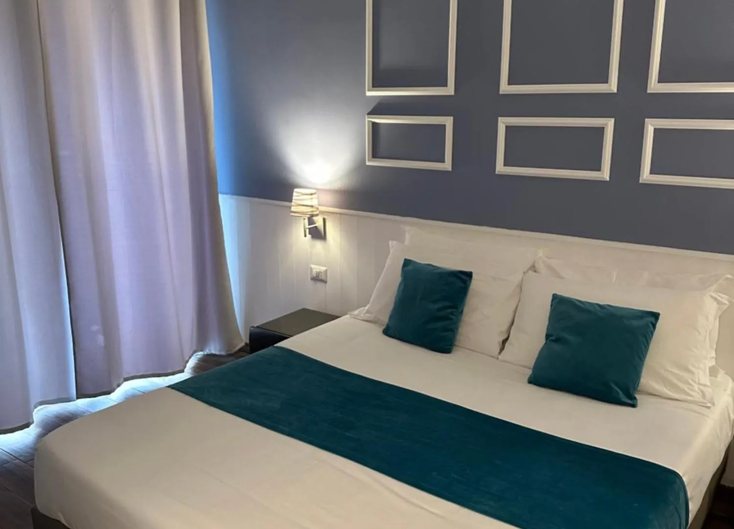 Hotiday Room Collection - Napoli Botanique 0*, Naples Italy