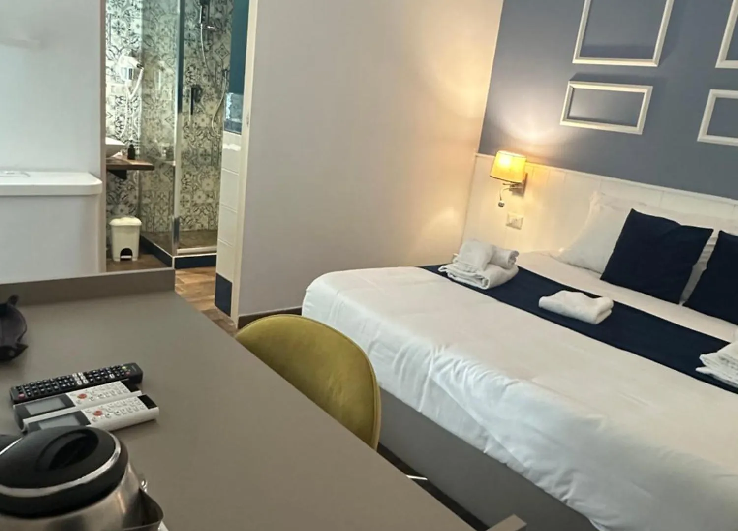 Hotiday Room Collection - Napoli Botanique 0*, Naples Italy