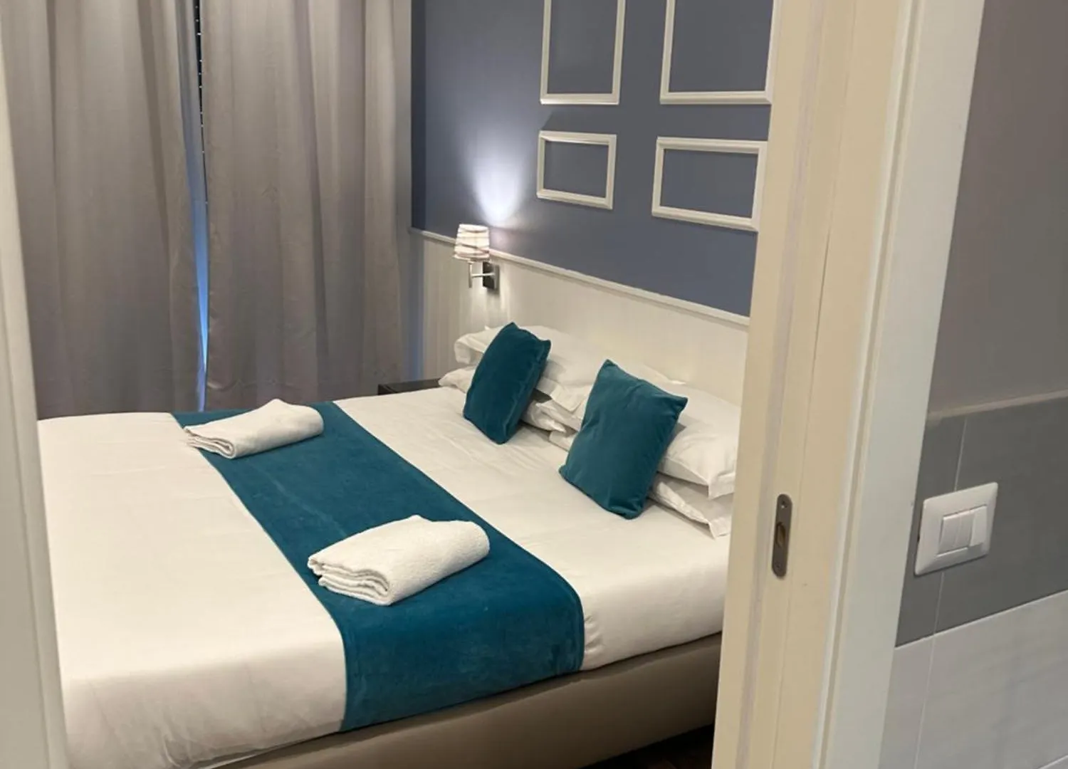 Hotiday Room Collection - Napoli Botanique Naples