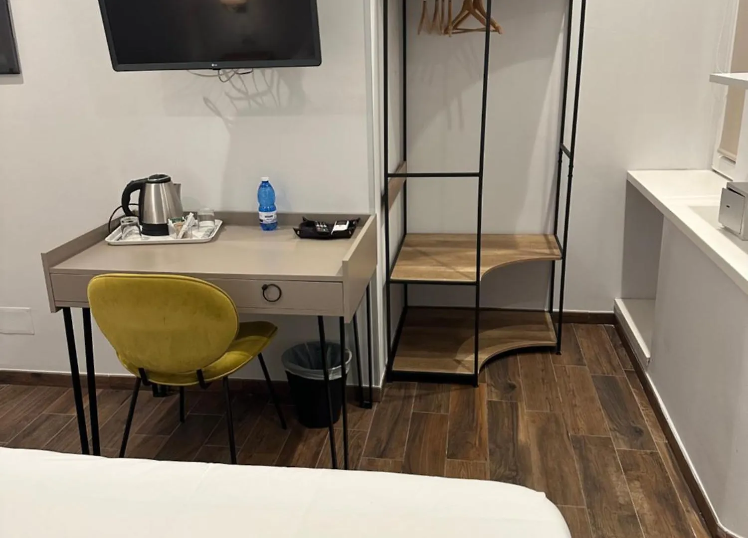 Hotiday Room Collection - Napoli Botanique 0*, Naples Italy